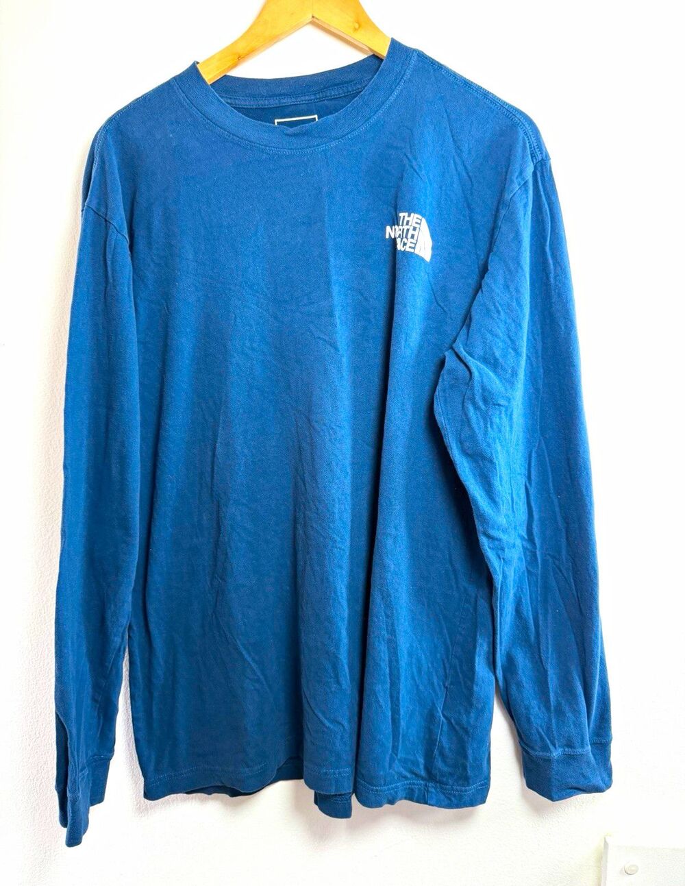 The North Face Men’s L Blue Cotton Knit Long Sleeve Crew Neck Logo Graphic Tee